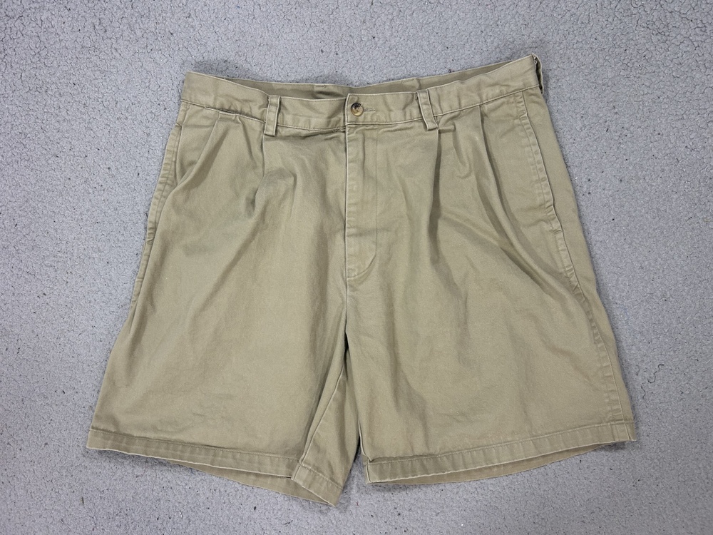 Nautica Shorts Mens 34 Beige Pleated Chino Cotton Classic Casual Preppy Twill